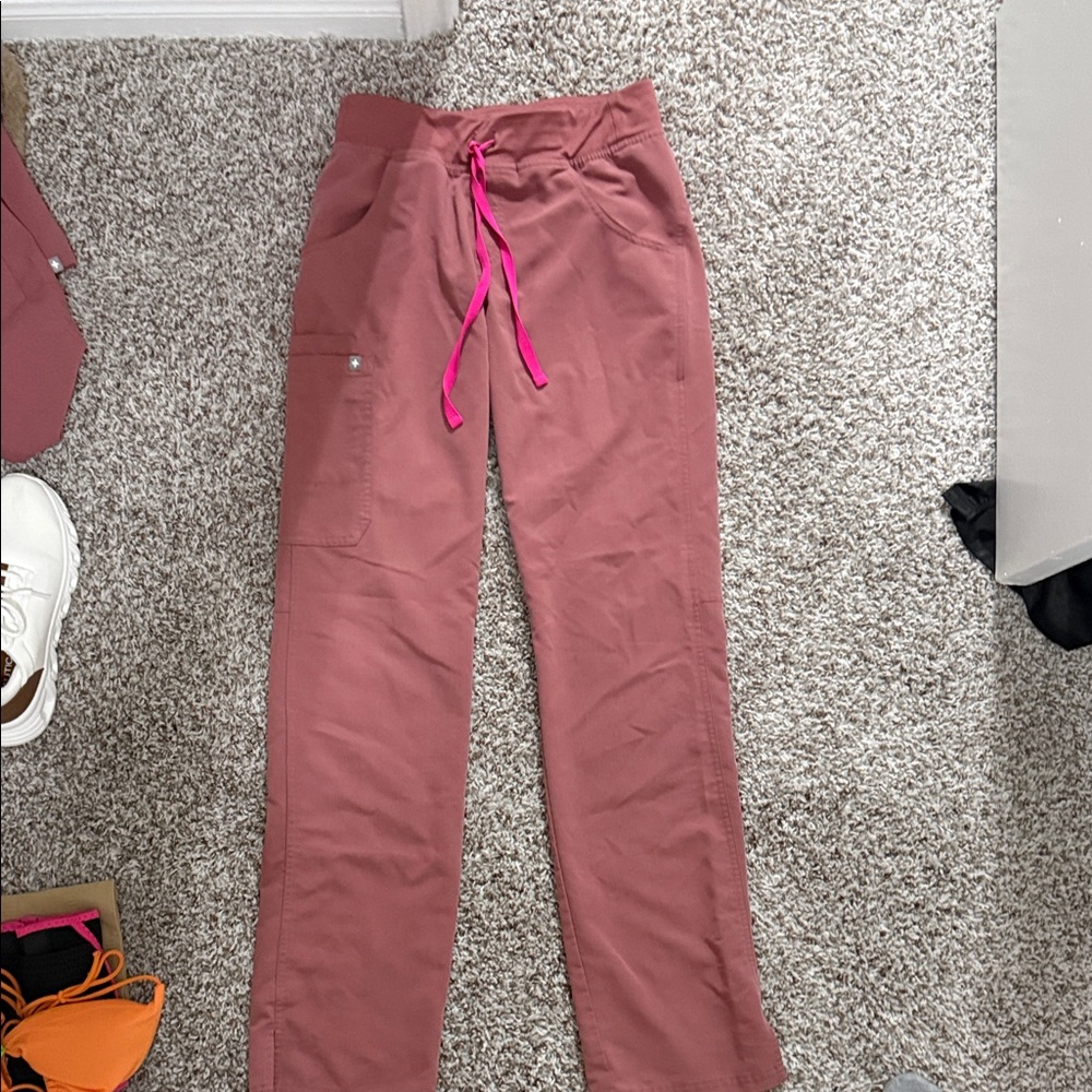 FIGS Mauve Scrub Pants with Hot Pink Drawstring